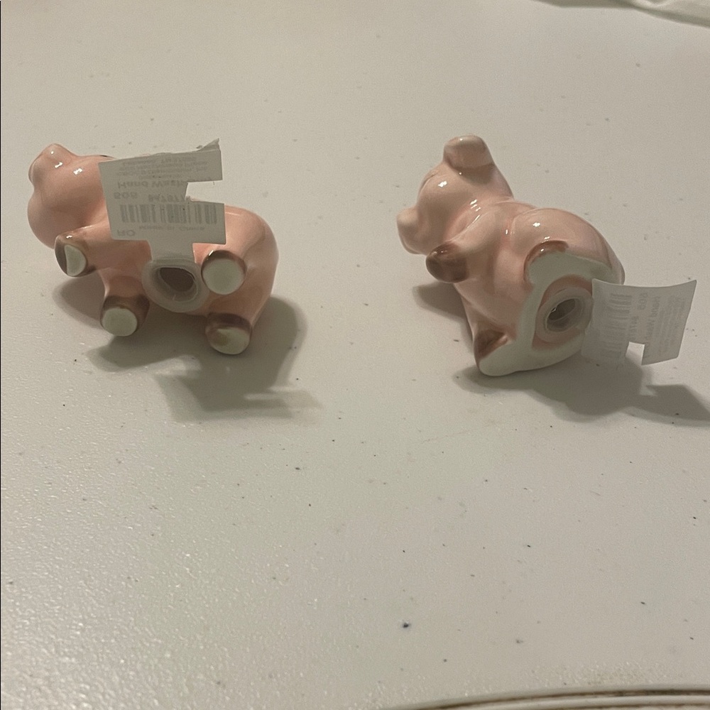 Mini Salt and Pepper Shakers Set Pigs - Picture 9 of 10